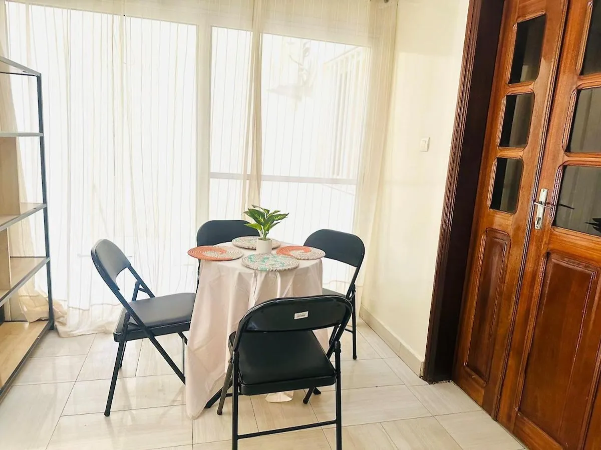 דקר Apartment Deux Chambre Equipe סנגל