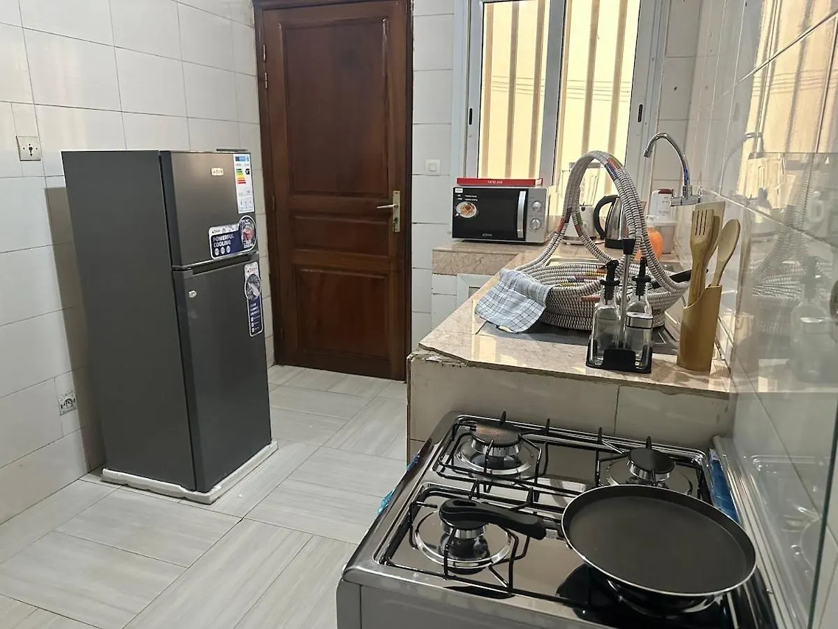 דקר Apartment Deux Chambre Equipe 0*,